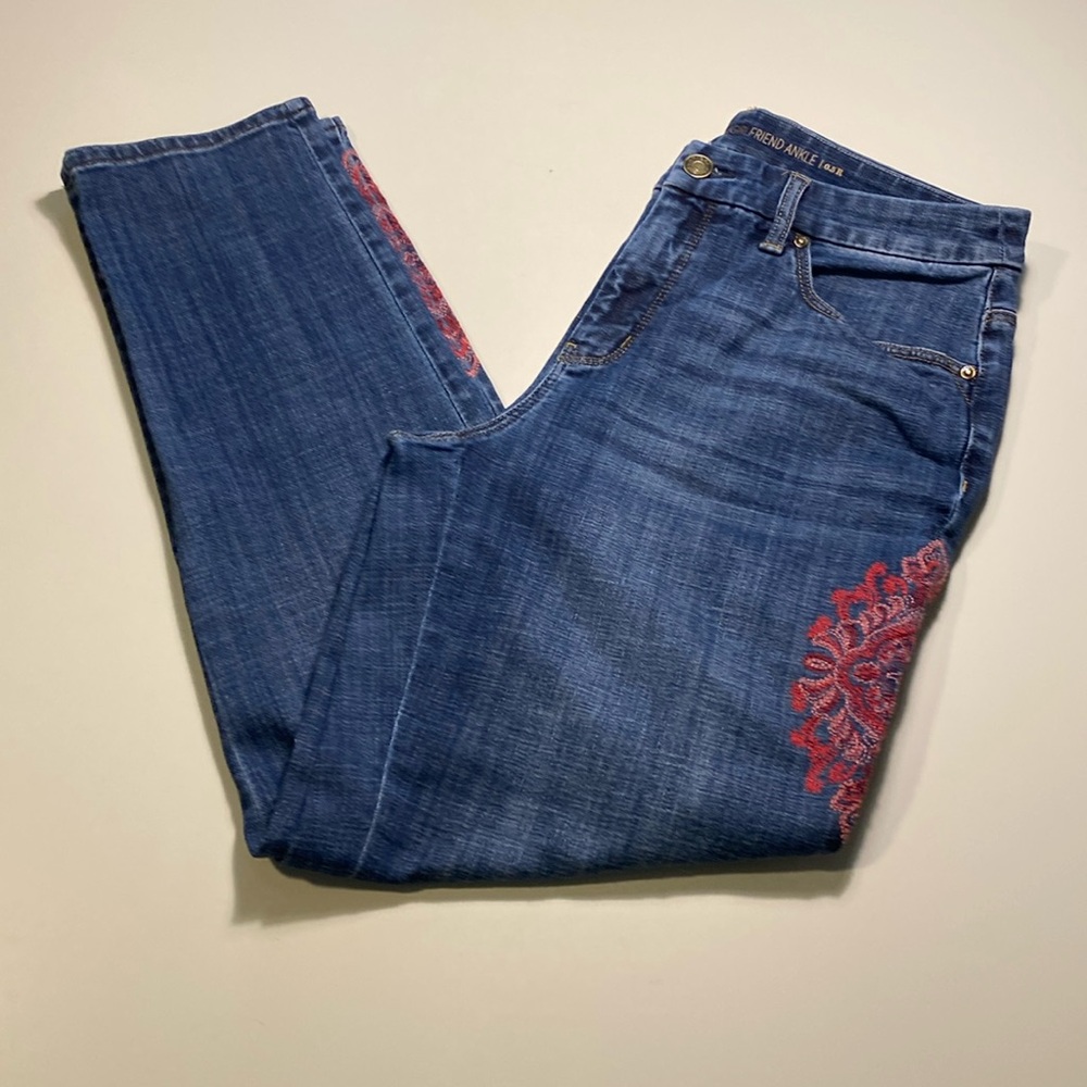 Chico’s Jeans - the So Slimming Girlfriend Ankle - Size .5R/US6 - Like New